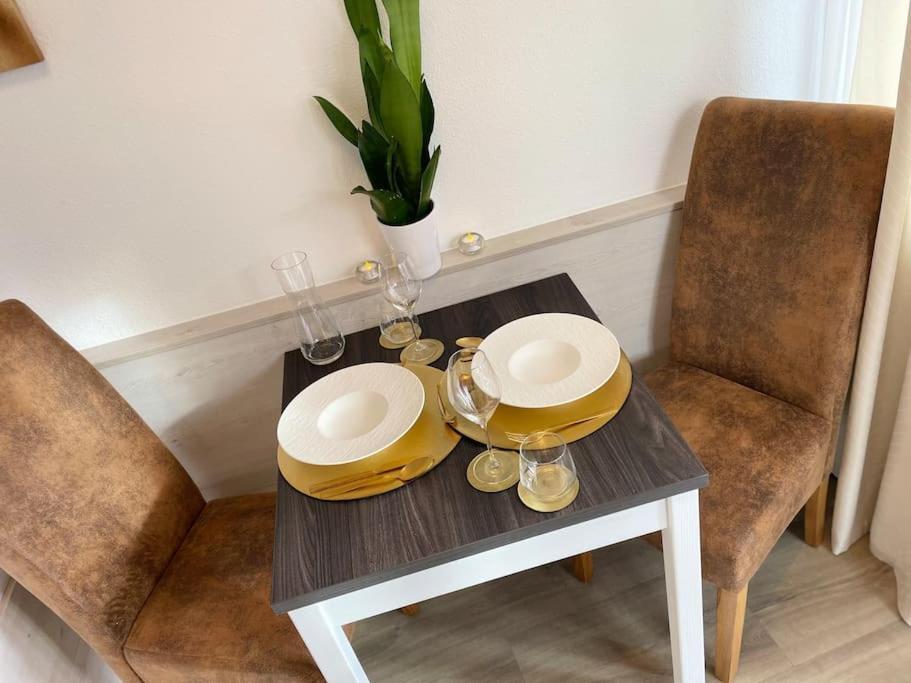 Fewo 20 - Appartement Im Rottalblick - Youngmodern Wohnen Mit Bademantelgang Zur Therme, Tv, Balkon Und Persoenlichem Gaesteempfang Von Astarte Estate Bad Griesbach im Rottal Esterno foto