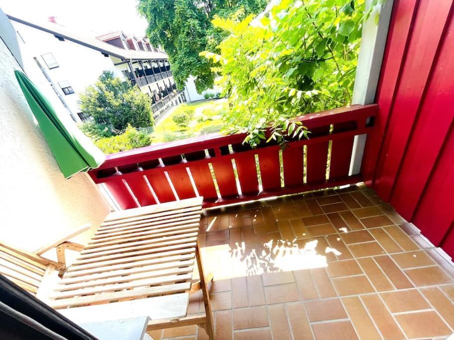 Fewo 20 - Appartement Im Rottalblick - Youngmodern Wohnen Mit Bademantelgang Zur Therme, Tv, Balkon Und Persoenlichem Gaesteempfang Von Astarte Estate Bad Griesbach im Rottal Esterno foto