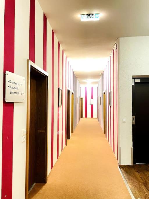 Fewo 20 - Appartement Im Rottalblick - Youngmodern Wohnen Mit Bademantelgang Zur Therme, Tv, Balkon Und Persoenlichem Gaesteempfang Von Astarte Estate Bad Griesbach im Rottal Esterno foto